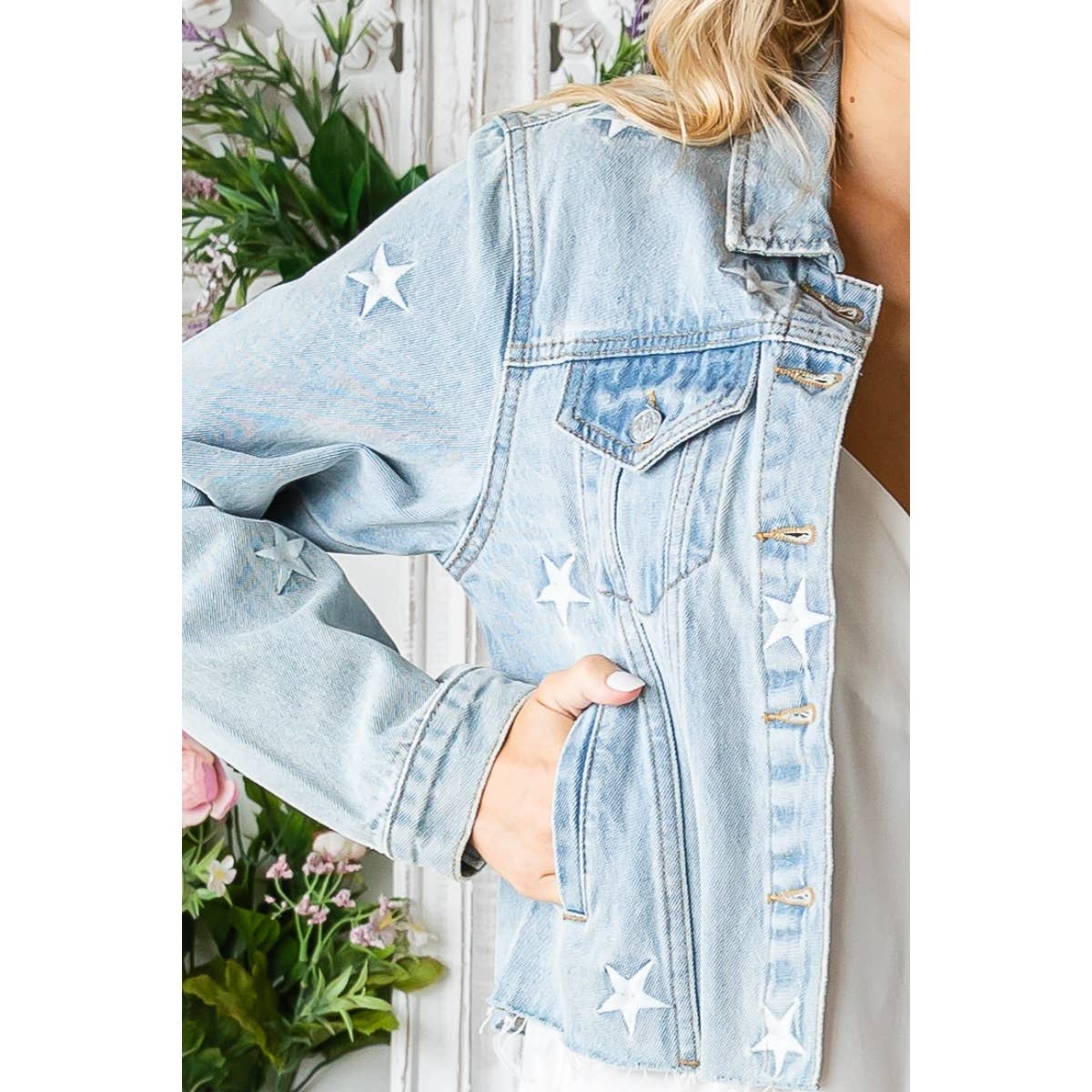 Star Embroidery Denim Jacket